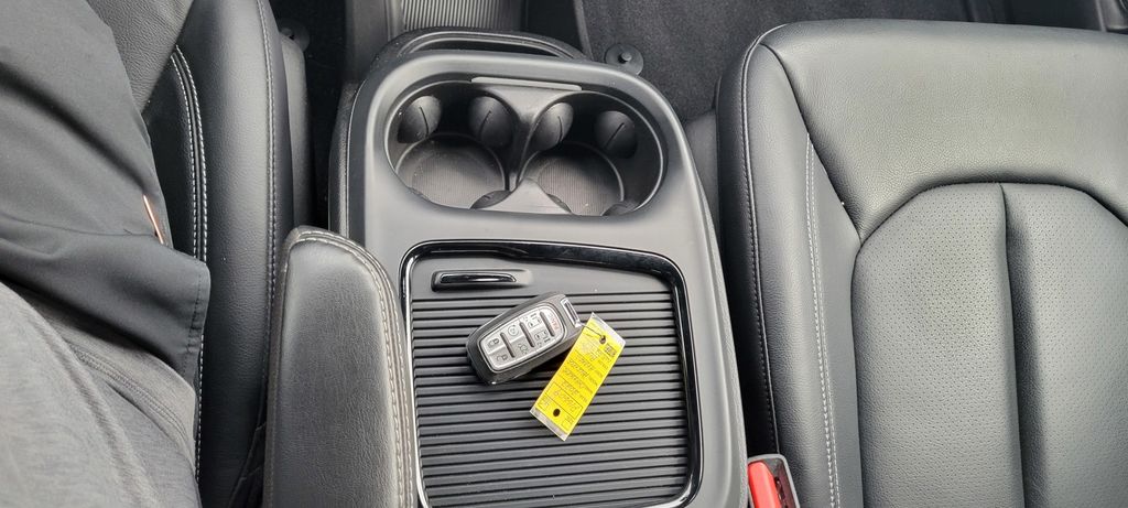 Used 2022 Chrysler Pacifica - photo 21