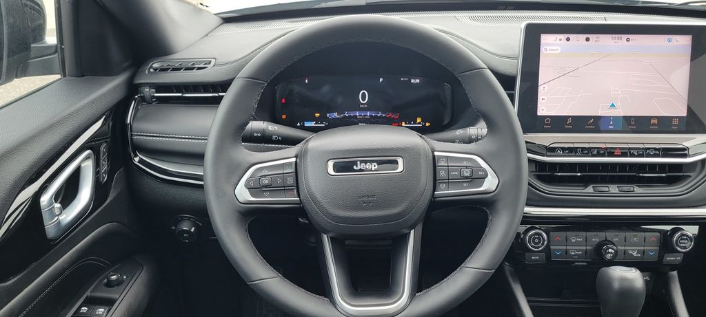 Used 2024 Jeep Compass - photo 17