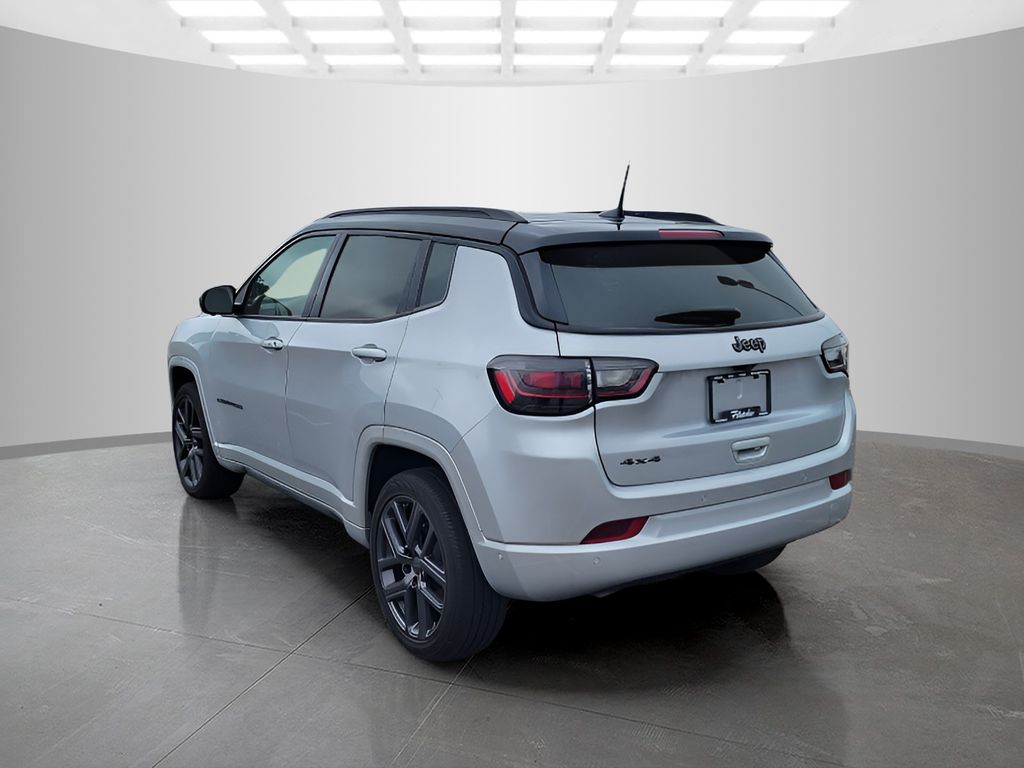 Used 2024 Jeep Compass - photo 9