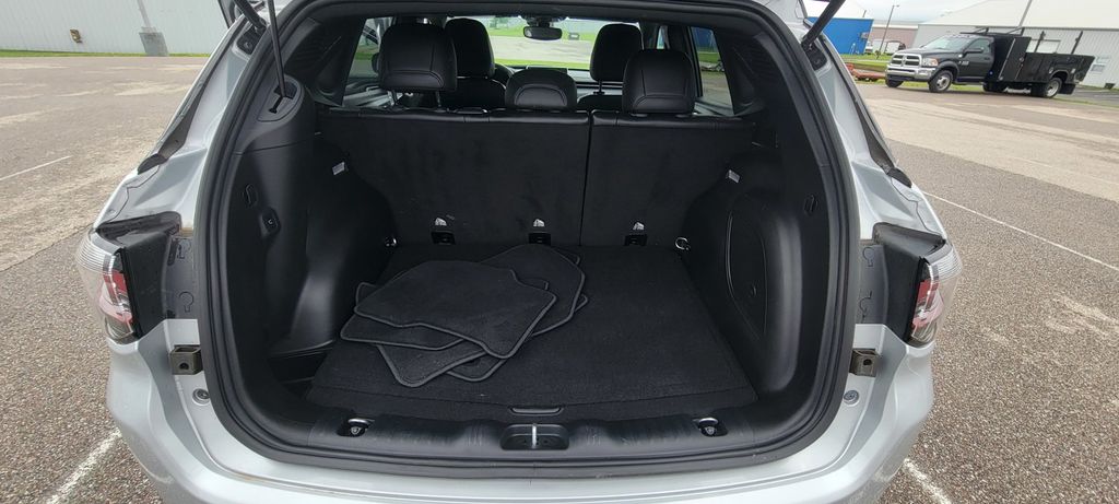 Used 2024 Jeep Compass - photo 11