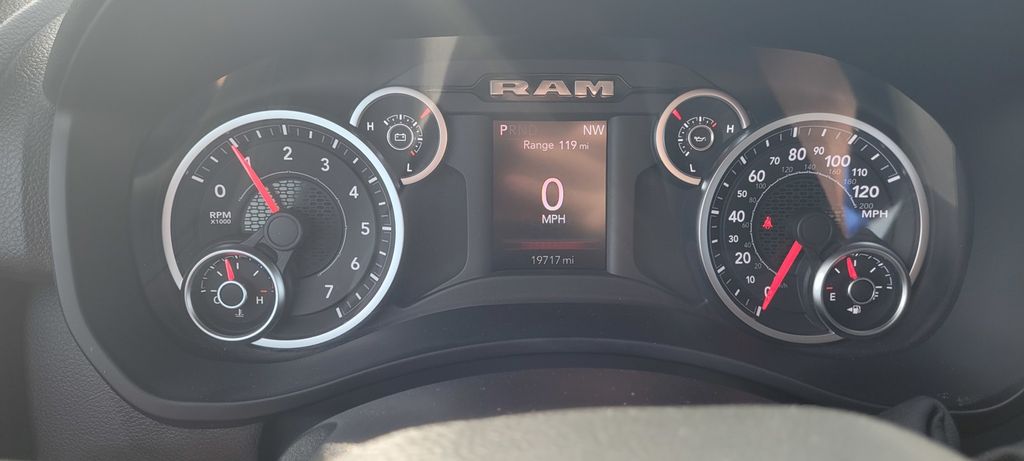 Used 2026 Ram 2500 - photo 15