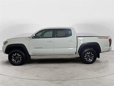 Used 2022 Toyota Tacoma - photo 1