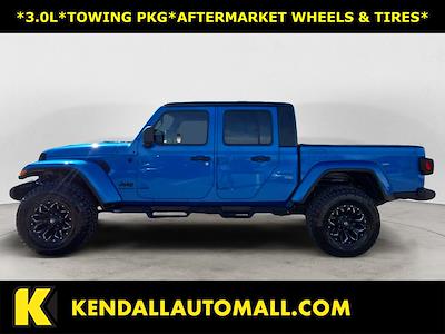 Used 2021 Jeep Gladiator - photo 1