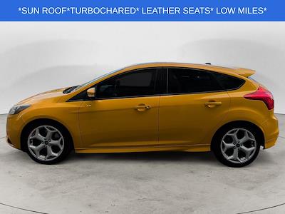 2013 Ford Focus FWD Hatchback for sale #D952863B - photo 1