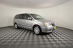 2016 Chrysler Town and Country FWD Minivan for sale #D952906A - photo 5