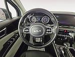 2022 Kia Carnival FWD Minivan for sale #D963129A - photo 12