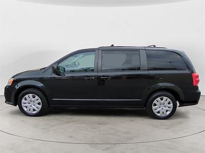 Used 2018 Dodge Grand Caravan SE Minivan for sale #D963162C - photo 2