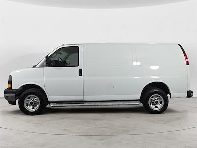 Used 2024 GMC Savana 2500 - photo 1