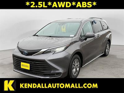 Used 2023 Toyota Sienna LE Minivan for sale #DU92417 - photo 1