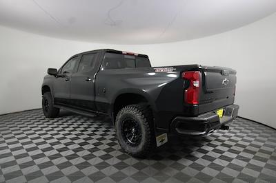New 2025 Chevrolet Silverado 1500 LT Crew Cab 4x4 Pickup for sale #D152756 - photo 2