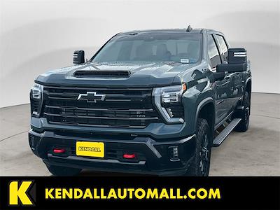 Used 2025 Chevrolet Silverado 2500 - photo 1