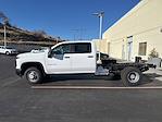 2025 Chevrolet Silverado 3500 Crew Cab DRW 4x4 Cab Chassis for sale #DF153203 - photo 4