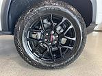 New 2025 GMC Canyon Elevation Crew Cab 4WD Pickup for sale #4285191 - photo 9