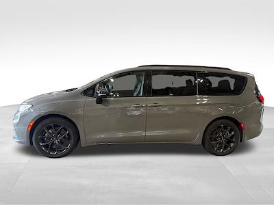 2025 Chrysler Pacifica FWD Minivan for sale #A511543 - photo 2