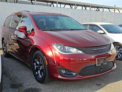Used 2019 Chrysler Pacifica Touring L Plus Minivan for sale #KR705078A - photo 1