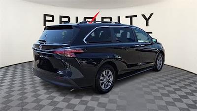 Used 2021 Toyota Sienna XLE AWD Minivan for sale #MS039557A - photo 2