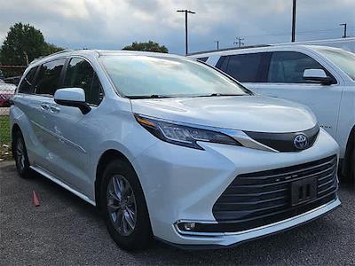 2022 Toyota Sienna AWD Minivan for sale #NS050349A - photo 1