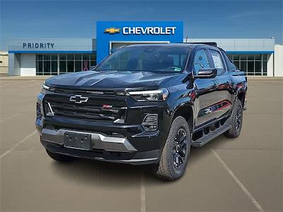 2025 Chevrolet Colorado Crew Cab 4WD Pickup for sale #S1111125 - photo 1