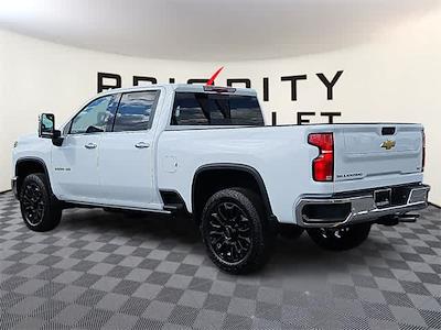 2025 Chevrolet Silverado 2500 Crew Cab 4WD Pickup for sale #S1186734 - photo 2