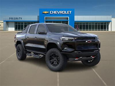 2025 Chevrolet Colorado Crew Cab 4WD Pickup for sale #S1207769 - photo 1