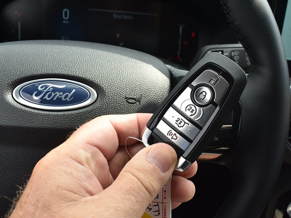 New 2025 Ford Escape - photo 13