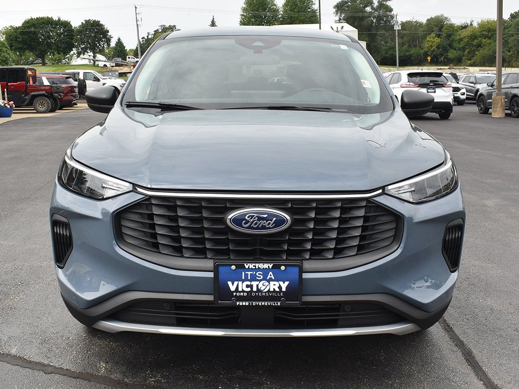 New 2025 Ford Escape - photo 24