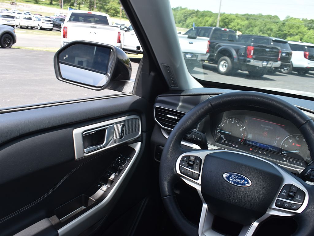 Used 2023 Ford Explorer - photo 14