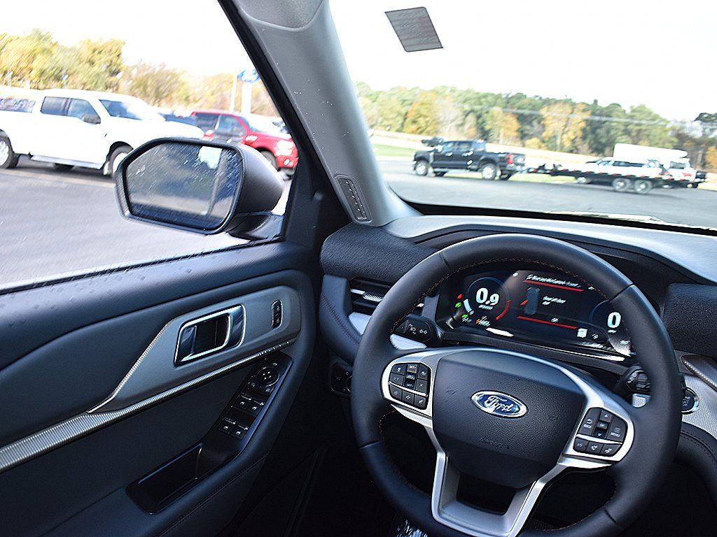 New 2026 Ford Explorer - photo 21