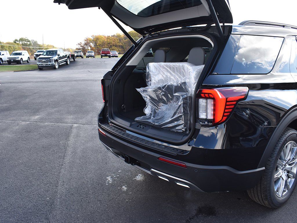 New 2026 Ford Explorer - photo 30