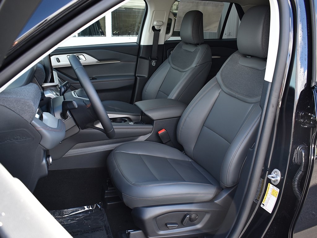 New 2026 Ford Explorer - photo 7