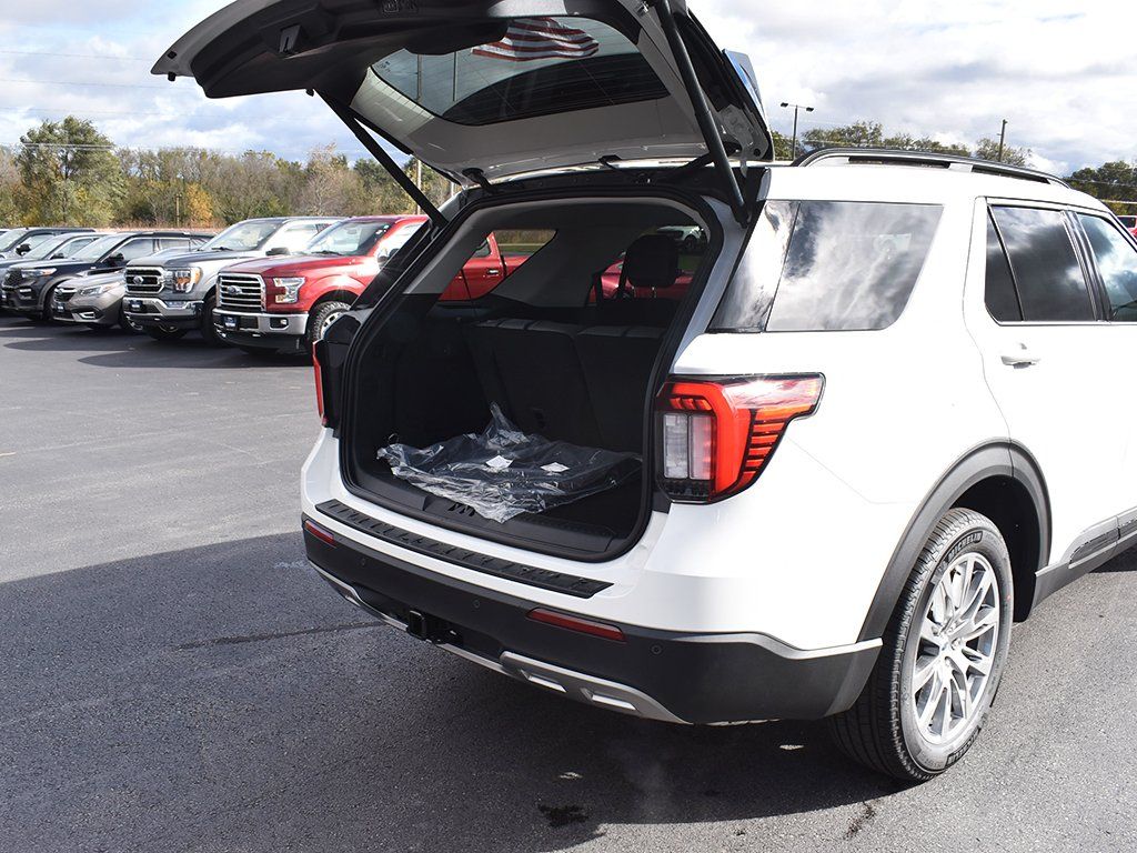 New 2026 Ford Explorer - photo 30