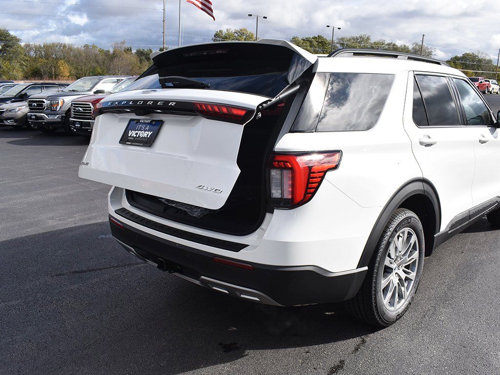 New 2026 Ford Explorer - photo 31