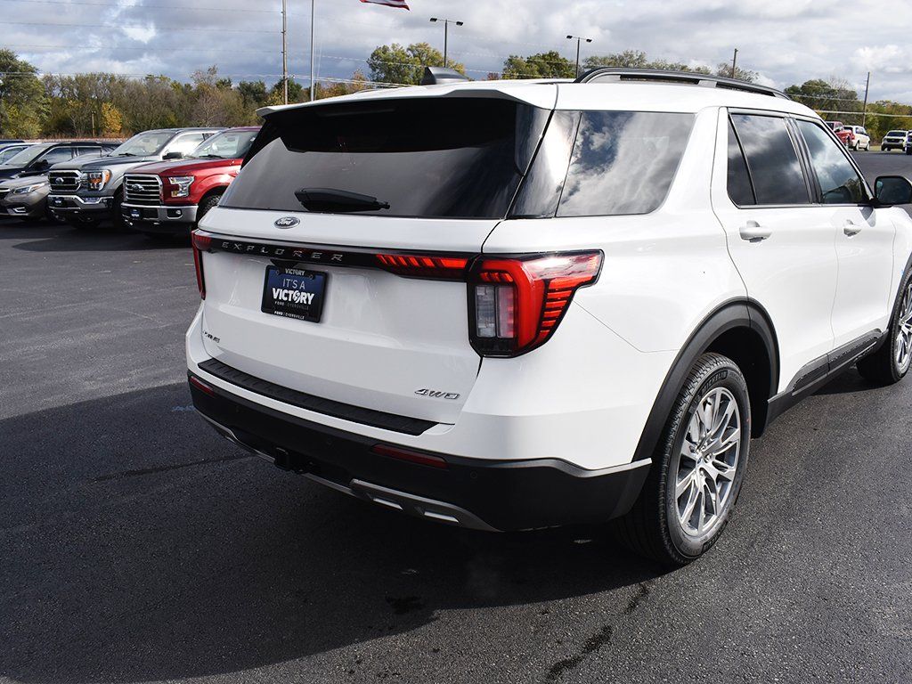 New 2026 Ford Explorer - photo 32