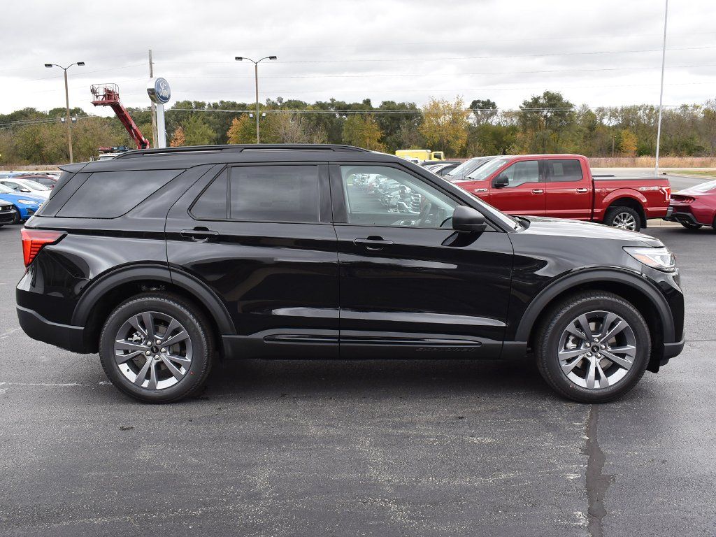 New 2026 Ford Explorer - photo 16