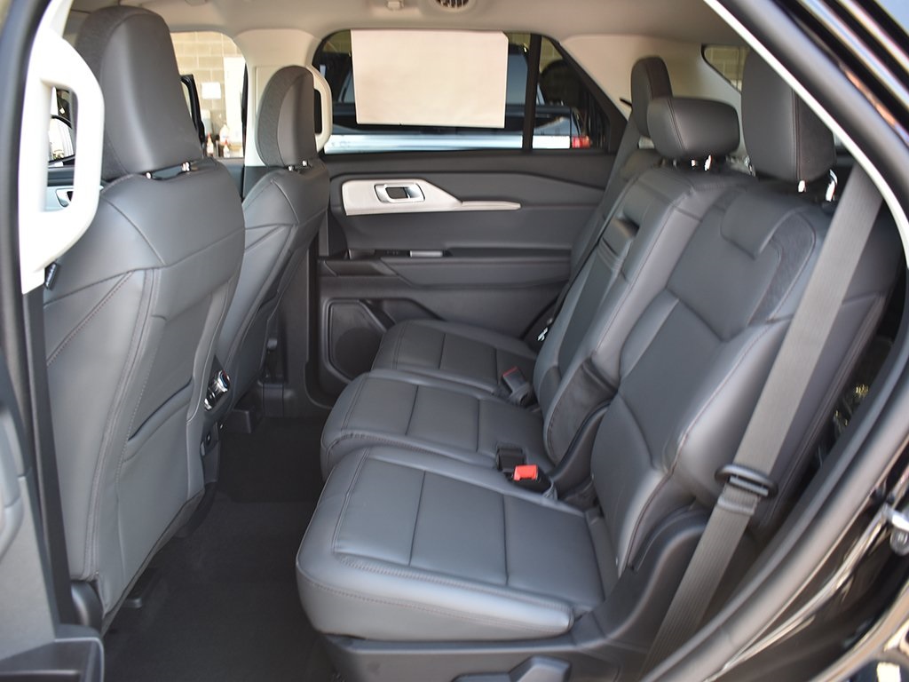 New 2026 Ford Explorer - photo 8