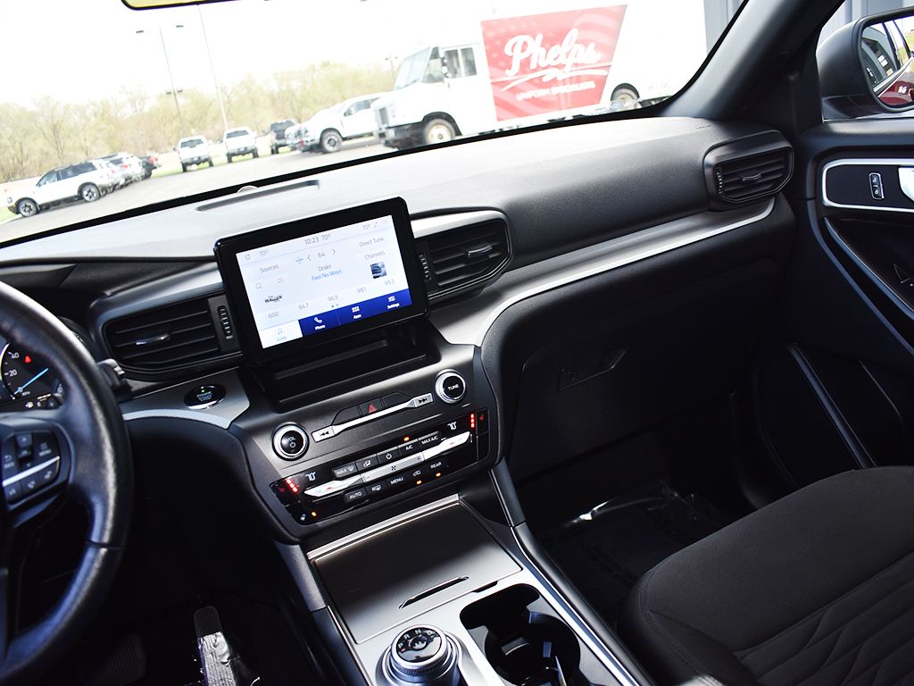 Used 2020 Ford Explorer - photo 10