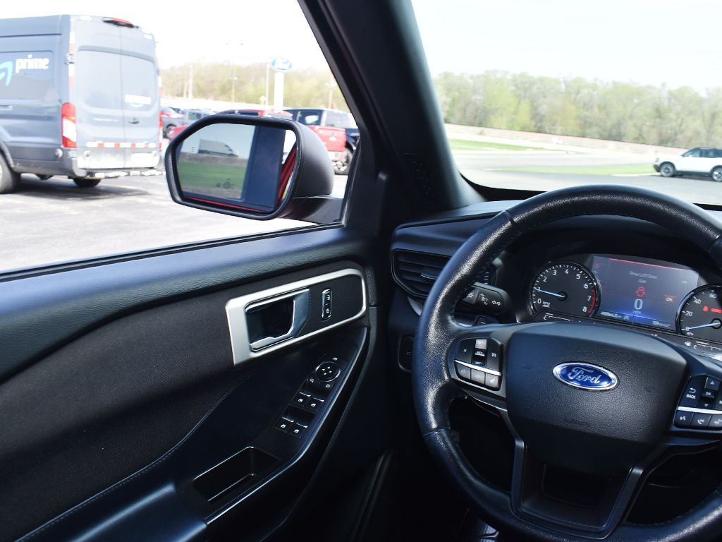 Used 2020 Ford Explorer - photo 11