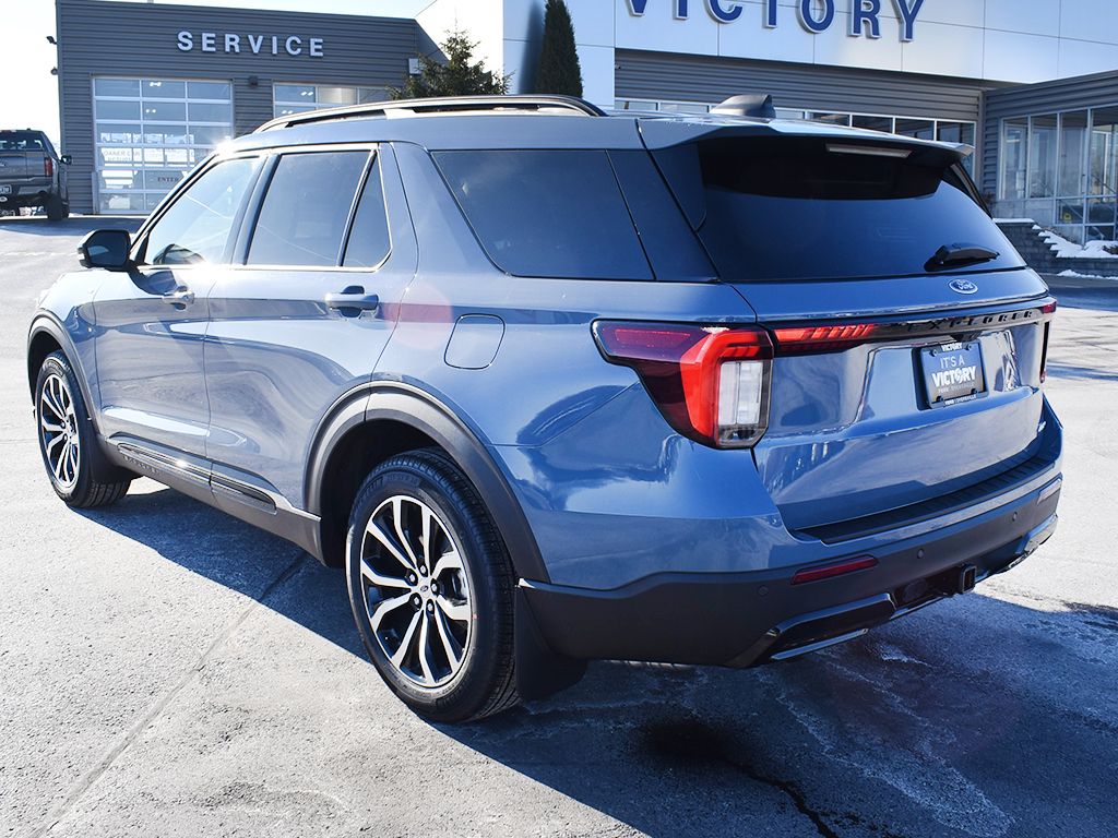 New 2026 Ford Explorer - photo 2