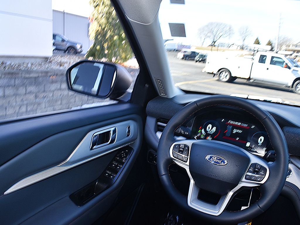 New 2026 Ford Explorer - photo 21