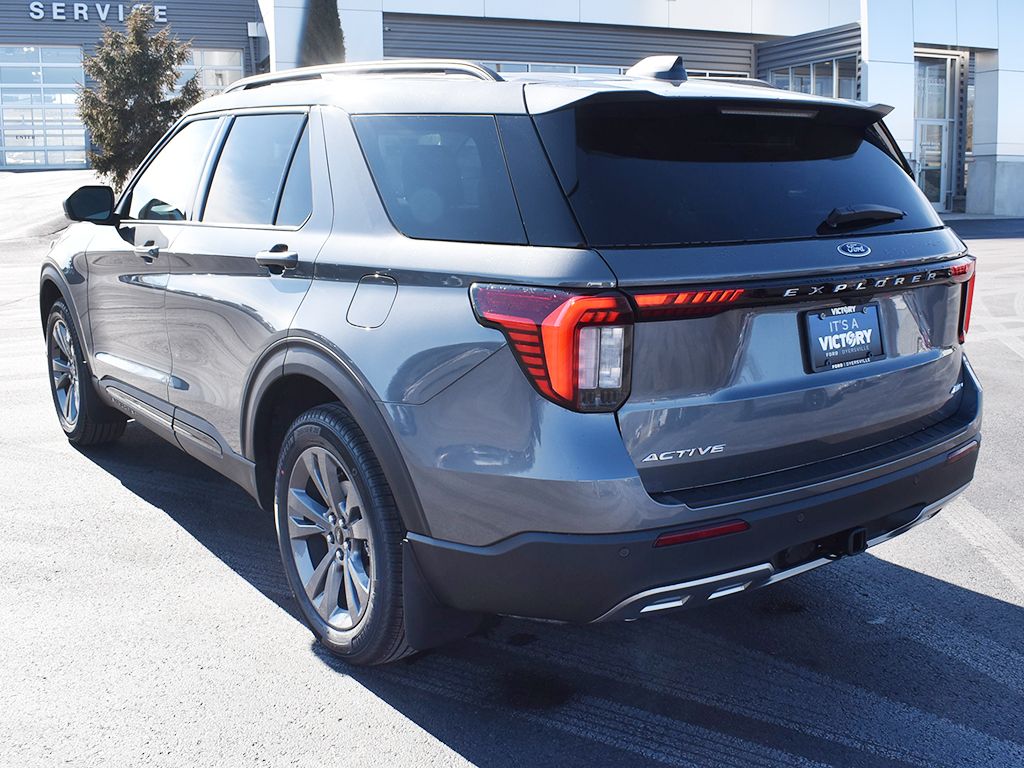 New 2026 Ford Explorer - photo 2
