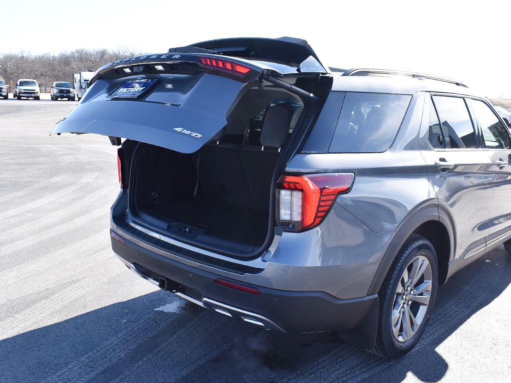 New 2026 Ford Explorer - photo 32