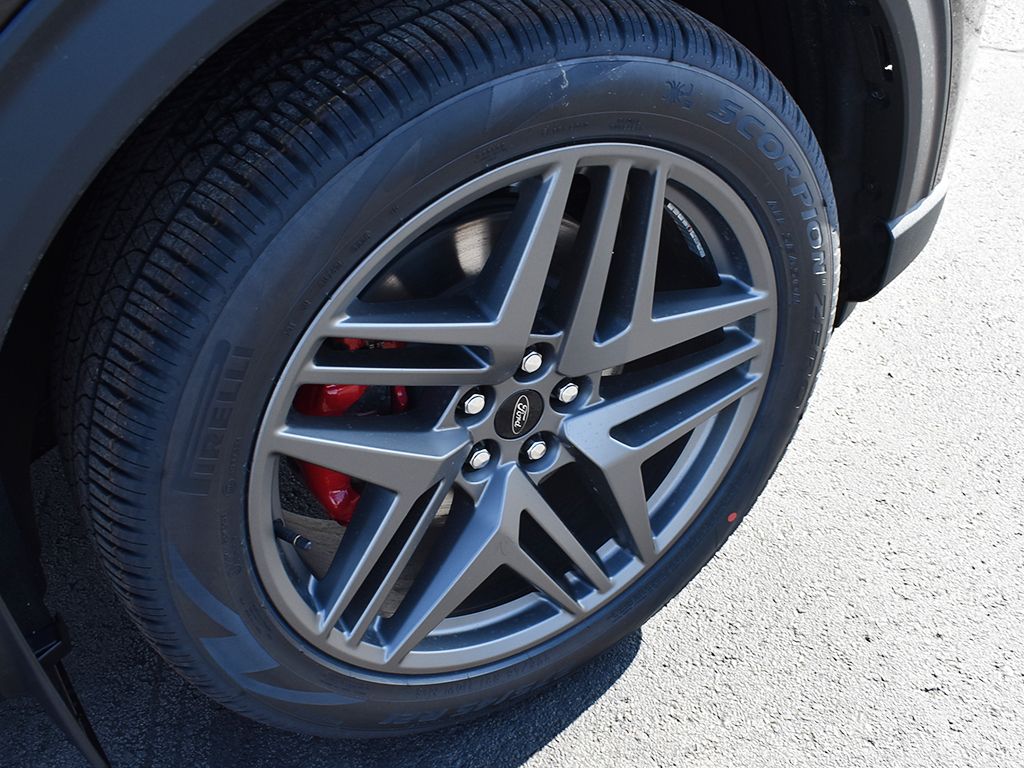 New 2026 Ford Explorer - photo 14