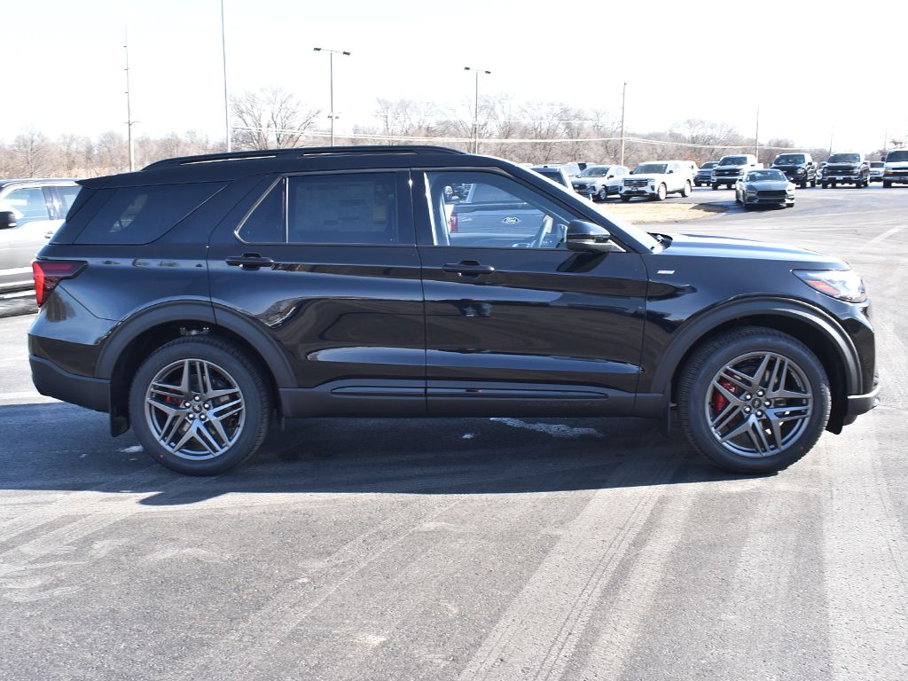 New 2026 Ford Explorer - photo 17