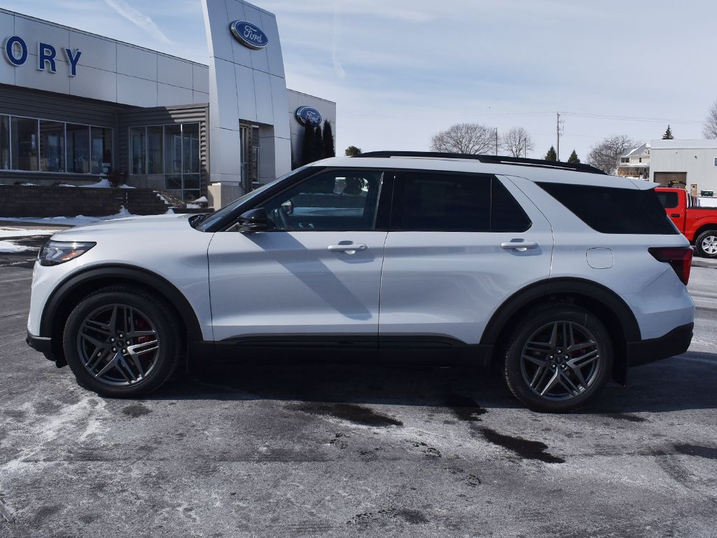 New 2026 Ford Explorer - photo 1