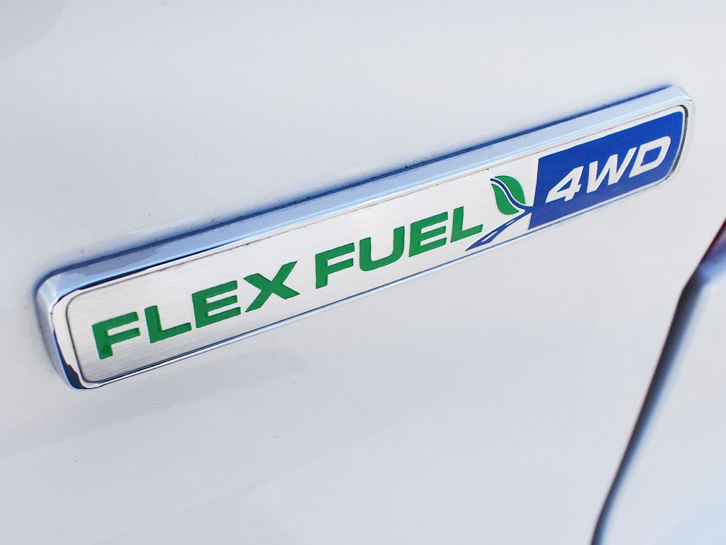 Used 2015 Ford Explorer - photo 10