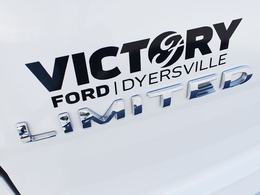 Used 2015 Ford Explorer - photo 1