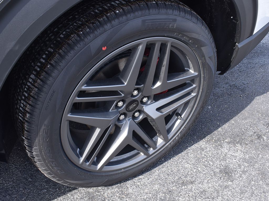 New 2026 Ford Explorer - photo 14