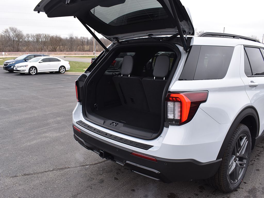 New 2026 Ford Explorer - photo 31
