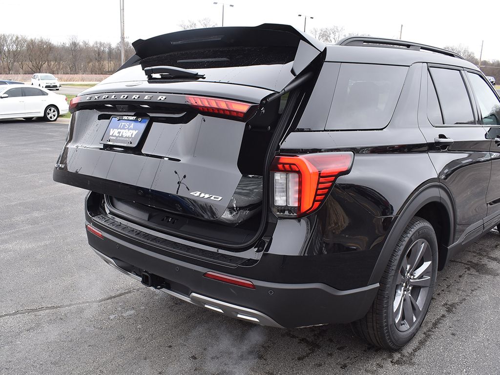 New 2026 Ford Explorer - photo 32