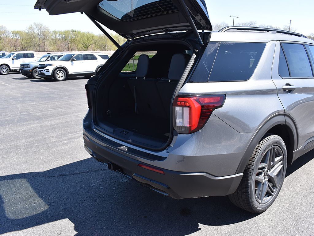 New 2026 Ford Explorer - photo 30